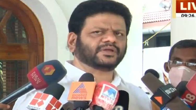 ‘ചില ആളുകൾ പാർട്ടിക്കെതിരെ ഗൂഢാലോചന നടത്തി’; എ. വി ഗോപിനാഥിനെതിരെ രൂക്ഷ വിമർശനവുമായി വി. കെ ശ്രീകണ്ഠൻ